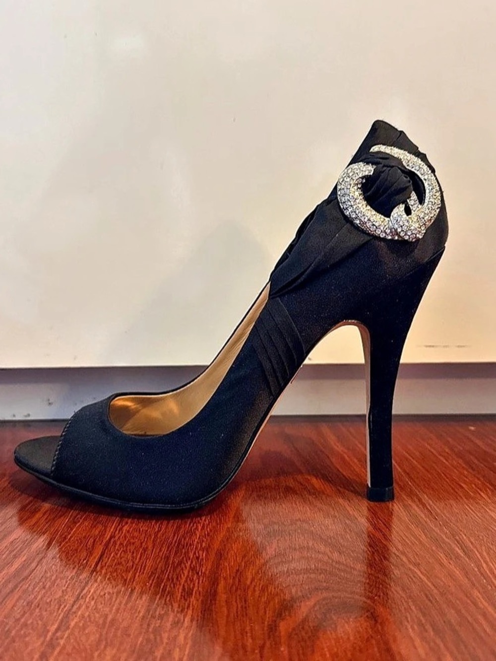 Badgley Mischka Y2K Black Satin Crystal Peep Toe Heels Size 9